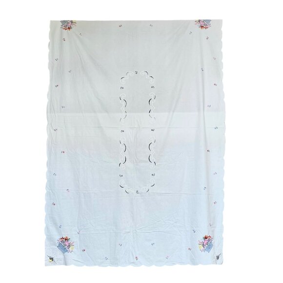 Embroidered White Tablecloth Floral Baskets & Cutwork Design Rectangular 98X66 - Picture 2 of 13